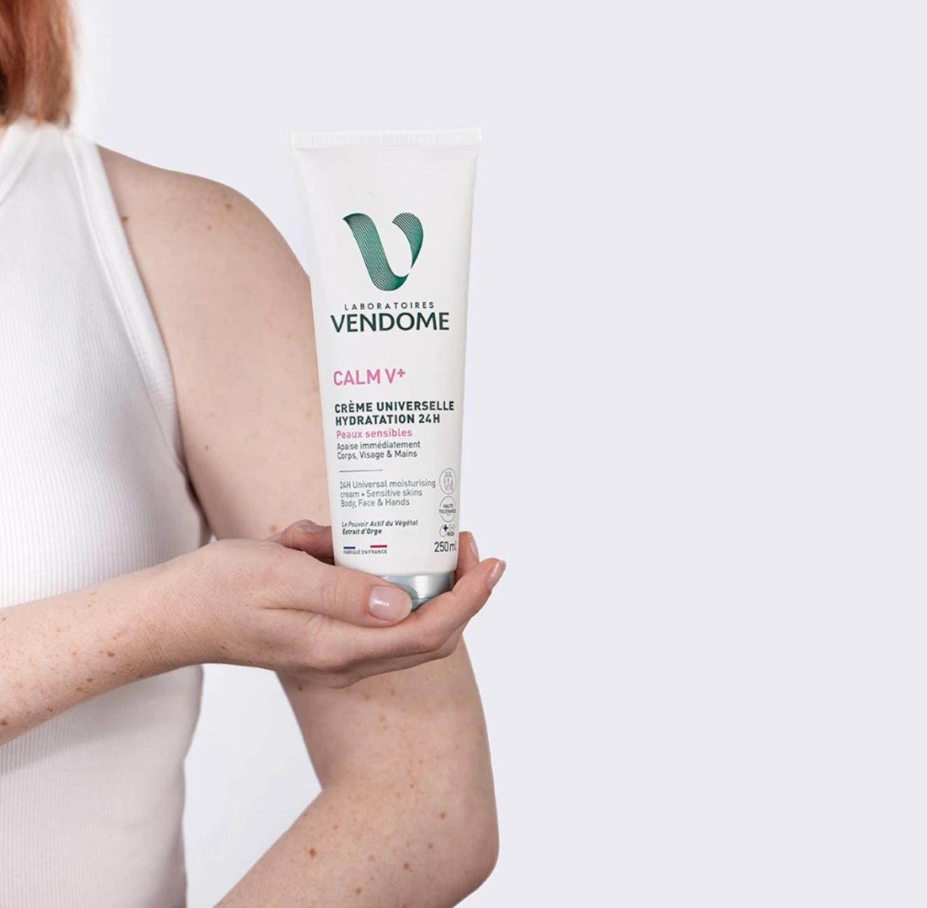 CALM V+ Crème Universelle Hydratation 24H, Univerzální hydratační krém pro citlivou pokožku, 250 ml